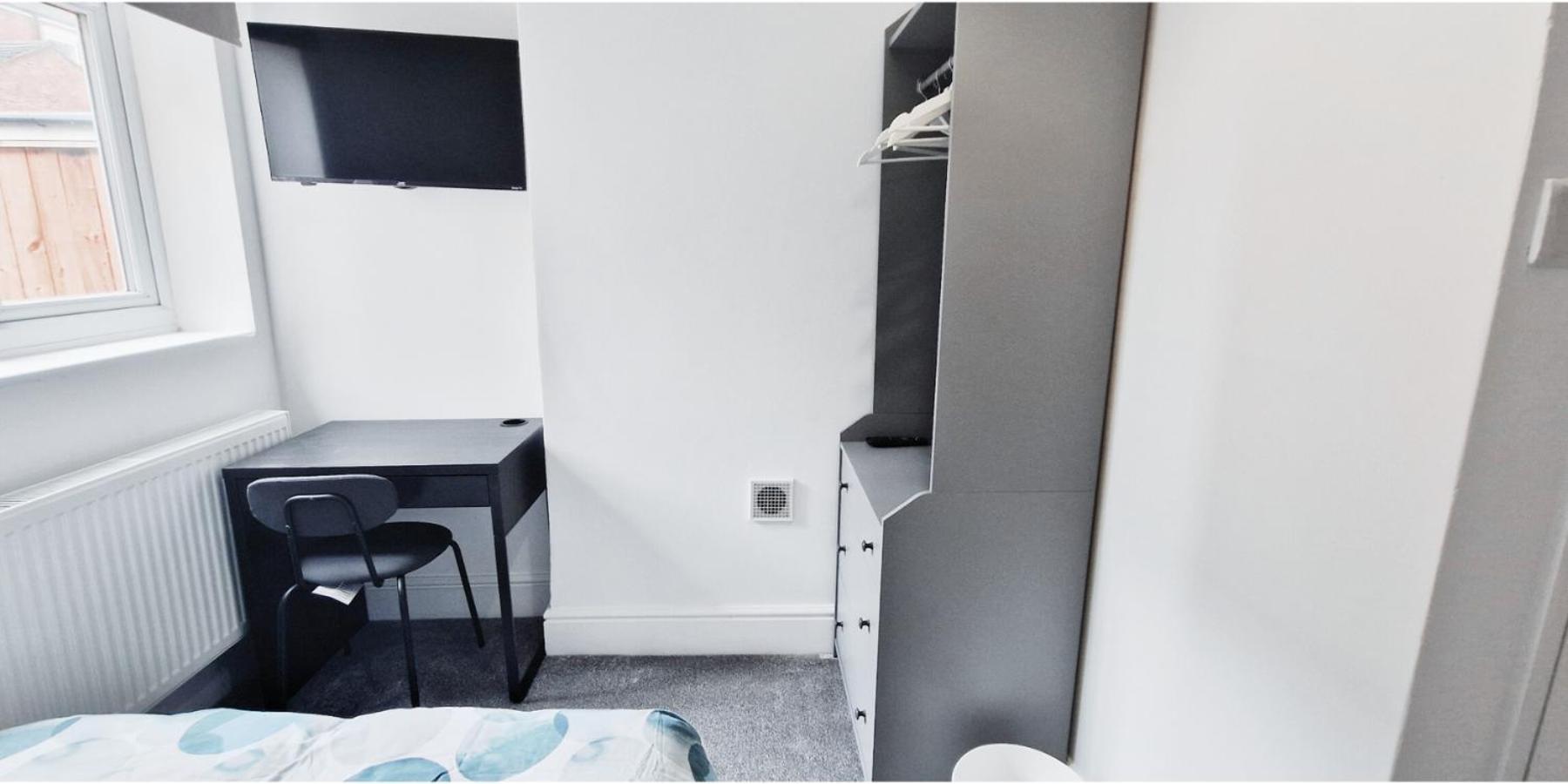 Lovely Room In Modern House Near ノッティンガム エクステリア 写真